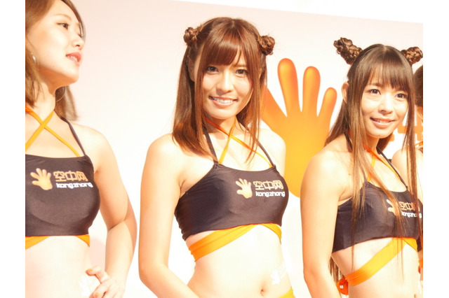 【TGS2017】華やかなコンパニオンとコスプレイヤーがステージに次々と登場!コンゾンジャパンブースフォトレポート 画像