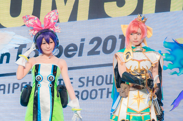 『モンスト』ブースで豪華コスプレショー開催!日本のえなこ、台湾のMomoら人気レイヤー競演!【台北ゲームショウ2019】 画像
