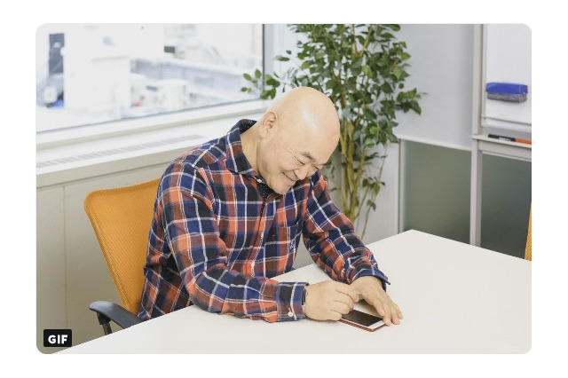 まさかの“16”繋がりでコラボ！ 16連射でお馴染みの高橋名人が「からだ十六茶」のゲームを監修 画像