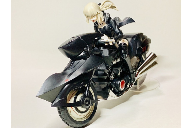 【レビュー】『FGO』figmaシリーズに「アルトリア・オルタ」の新宿ver.が登場!ガヴァスII世も超かわいい 画像