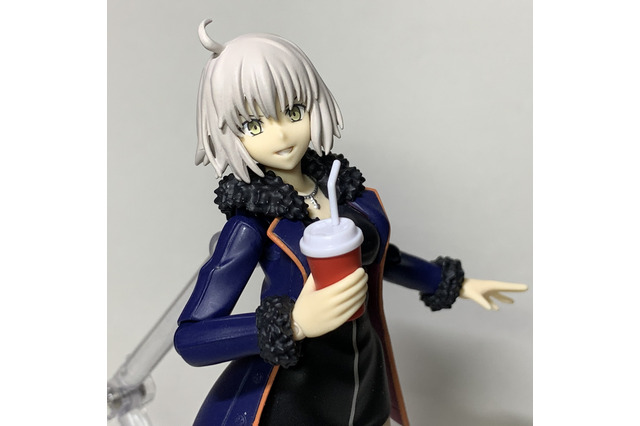 figma『FGO』シリーズ最新作「ジャンヌ・ダルク〔オルタ〕新宿Ver.」レビュー!霊衣解放時の表情パーツも付属【特集】 画像