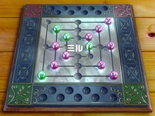 『世界のアソビ大全51』で全然知らないゲームを遊んでみた!─蒔いた種を刈り取るのが快感な「マンカラ」など、シンプルなのにどれも奥深い【プレイレポ】 画像