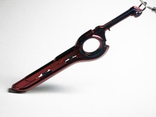 『ゼノブレイド DE』より「神剣モナド」のダイキャスト製メタルチャームが発売中!高級感あふれる化粧箱も付属 画像