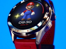 タグ・ホイヤー「スーパーマリオ」コラボ腕時計を世界限定2,000本発売―GoogleのWear OS内蔵でマリオが盤面でアクティブに動く 画像