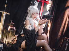 【コスプレ】『アークナイツ』修道服姿のスペクターが妖しげな魅力！ 注目レイヤー・アクスアンさん【写真15枚】 画像