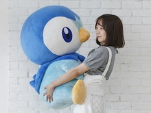 とにかくデカい「ポッチャマぬいぐるみ」受注開始!この可愛さとサイズ感、抱きしめずにはいられない 画像