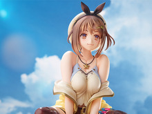 「ライザ」が上着を着崩してリラックス!人気コス「サマーアドベンチャー!」を精巧に再現 画像