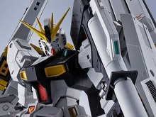 “幻の強化プラン”「νガンダム（ダブル・フィン・ファンネル装備型）」が現代に蘇る！METAL ROBOT魂で立体化 画像