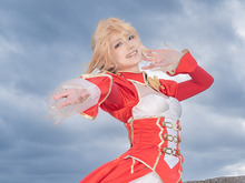 【コスプレ】沖縄で「余は楽しい!」人気レイヤー・ゆうが見せる『FGO』ネロが凛々しくて美しい【写真23枚】 画像