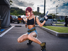 【コスプレ】『BLACK LAGOON』レヴィが沖縄に参上!鍛え上げた肉体美で魅せる人気レイヤー・桃戸もも【写真9枚】 画像