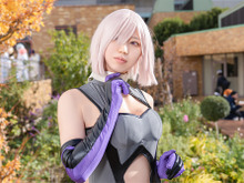 【コスプレ】『FGO』マシュの躍動感溢れるポージングが美しい!人気レイヤー・ねお【写真8枚】 画像