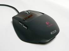 ロジクール、「勝つための」ゲーミングマウス『G9』を発表〜交換可能なグリップとカスタマイズ機能、快適さより正確さを追求〜 画像