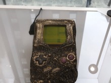 湾岸戦争を生き延びた「ゲームボーイ」がニューヨークの任天堂公式ストアから“勇退” 画像
