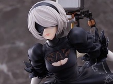 『NieR:Automata Ver1.1a』より、新グッズが続々登場!青い瞳&太ももが映える「2B」フィギュアやポーチなど全16種 画像