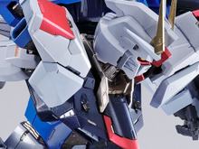 『ガンダムSEED』主役機「フリーダムガンダム」が、美しい白と青のカラーリングで生まれ変わる!「TAMASHII NATION 2023」記念商品として抽選販売 画像