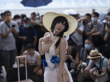 【コスプレ】タイの美女レイヤーが魅せる『NIKKE』メアリーが圧巻の美しさ!押し寄せるカメラマンの荒波を乗り越える価値あり【写真21枚】 画像