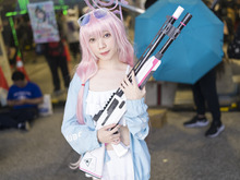 【コスプレ】『ブルアカ』ホシノの水着姿がキュート!台湾美女レイヤーのはにかむ笑顔が最高【写真8枚】 画像
