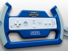 『ソニック』カラーのWiiハンドルはシャープ&クール 画像