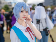 【コスプレ】「こういう時どんな顔すればいいのかわからないの」ぎこちない表情と儚げな雰囲気の美少女感はまさにリアル綾波！！注目レイヤー・緑埜【写真8枚】 画像