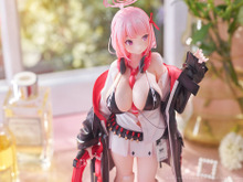 ムチムチボディがけしからん！セクシーすぎる『ブルアカ』エイミフィギュアが予約開始―胸のファスナーまで忠実再現 画像