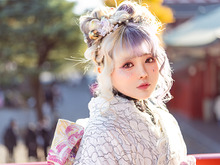 【謹賀新年2024】美女コスプレイヤーが晴れ着で新年をお祝いします!皆様にとって良い年になりますように 画像