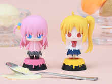 「ぼっち・ざ・ろっく!」結束バンドメンバーがミニフィギュアに!まんぷくそうな表情がかわいいプライズが夏頃登場 画像