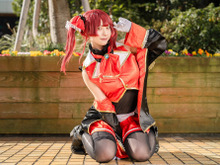 【コスプレ】マリン船長のコケティッシュな表情とポージングに悩殺...人気レイヤー・ZIRO【写真8枚】 画像