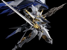 「クロスアンジュ」より主役機「ヴィルキス」アクションフィギュアの予約締切が迫る！飛翔形態から駆逐形態への変形はなんと“差し替え無し”で再現 画像