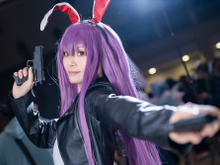 【コスプレ】革ジャンにニーハイタイツ&ガーターベルト着用と、こだわりを詰め込んだ自作衣装!“優曇華院”レイヤーがかっこいい【写真8枚】 画像