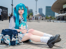 【コスプレ】制服ミクさんの可愛さが無限大！シナモロールコーデが似合いすぎる美少女レイヤー・柘榴 画像