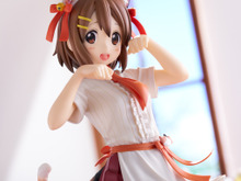 懐かしい…！「けいおん！」より新作プライズフィギュアが登場―平沢唯&中野梓が、にゃんこカフェ衣装と猫の手でかわいくポージング 画像
