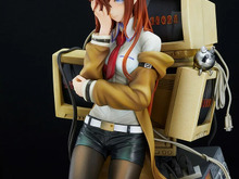 不敵な表情に釘付け！『シュタゲ』痩身美麗な「牧瀬紅莉栖」が作中の雰囲気そのまま、ガジェットに寄り掛かるフィギュアが再販へ 画像