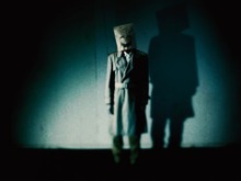 任天堂新作ホラー?『笑み男』海外版動画から内容が浮上…自殺や家庭内虐待の描写が含まれる高めのレーティングのダークな作品か? 画像