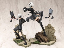 「ニーア オートマタ Ver1.1a」から、「2B」と「9S」が共闘ポーズでフィギュア化！華麗に斬りかかる躍動感が素晴らしい 画像
