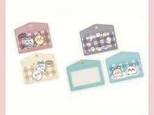 「ちいかわ」ダイカットシールが今回も可愛い…!100円ショップ向け新作アイテムがお披露目―窓付きカードケースは実用性もよさそう 画像