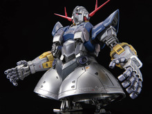 ツヤ感がたまらん！名ガンプラ「RG ジオング」に“スペシャルコーティング”を施した豪華版が発売 画像