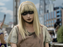 【コスプレ】“今日も大阪から歩いて来た”―ガチすぎる「始祖ユミル」を披露する45歳の初心者レイヤー 画像