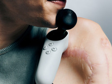 全てのプレイヤーに自分らしいプレイ体験を！カスタイマイズ可能な有線式コントローラーアクセサリ「Xbox Adaptive ジョイスティック」発表 画像