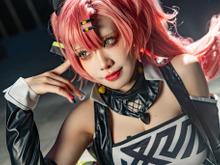 【コスプレ】曲線美を活かした、躍動感あふれるポージング!『ゼンゼロ』ニコ・デマラの美女レイヤー【写真10枚】 画像