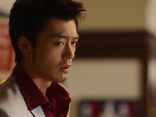 ドラマ「龍が如く ~Beyond the Game~」に唐沢寿明、佐藤浩市ら豪華キャスト陣が出演!“実写版”真島吾朗や由美の場面写真が一挙公開 画像