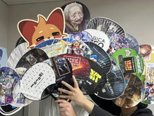 「TGS 2024」パワーを結集！ 各ブースで配布していた「うちわ」を繋げて、巨大な1枚にしてみた 画像