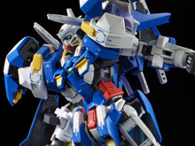 プレバンで「ガンダム00」のMGガンプラ2種が再販！「アヴァランチエクシアダッシュ」「アストレア TYPE-F（フルウェポンセット）」をラインナップ 画像