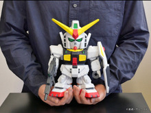全高約23cmの圧倒的存在感！「Zガンダム」より、SDタイプの「RX-178 ガンダムMk-II」ジャンボソフビフィギュアが二次受注 画像