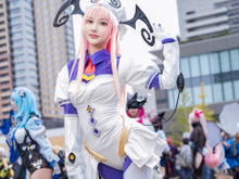 【コスプレ】「ToLOVEる」ララの美しいボディラインを再現！自作衣装と表情が愛らしい美女レイヤー 画像