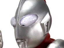 スペシウム光線！初代「ウルトラマン」より美しき「Bタイプ」スーツの1/6スケールフィギュアが復刻―目やタイマーの発光ギミックも搭載 画像