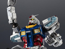 超合金“万博のガンダム”が抽選販売！片膝を立てて腕を大きく上げる特徴的なポーズをバッチリ再現 画像