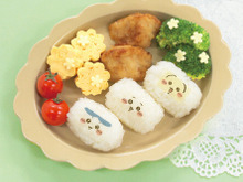 「ちいかわ」デザインの“たべられるシール”!食べ物に貼って可愛くデコレーションして、食卓・お弁当に彩りを 画像