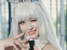 【コスプレ】『NIKKE』のホワイトバニーガールが視線を独り占め!マレーシア美女が大胆ポージング【写真11枚】 画像