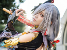【コスプレ】長崎美女の『原神』申鶴が躍動!曲線美引き立たせるポージングが妖艶かつスタイリッシュ【写真13枚】 画像