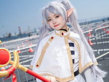 【コスプレ】晴れ時々“しょんぼり”、豊かな表情と抜群のポージングで演じるフリーレンが最高【写真7枚】 画像